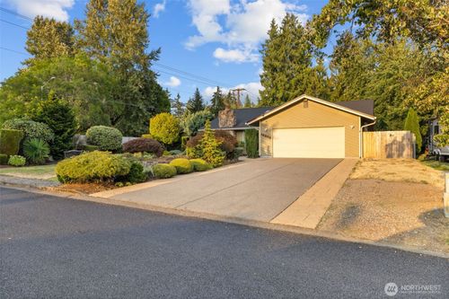 15205 103rd Avenue Ct E, Puyallup, WA, 98374 | Card Image