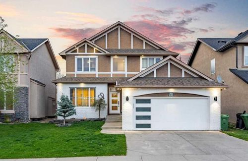 254 Discovery Ridge Way Sw, Calgary, AB, T3H5S9 | Card Image