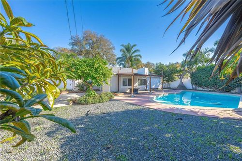 2371 Park Ave, Long Beach, CA, 90815 | Card Image