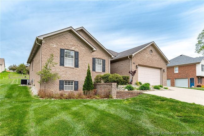4652 Brush College Rd, Home with 4 bedrooms, 3 bathrooms and null parking in Floyds Knobs IN | Image 38