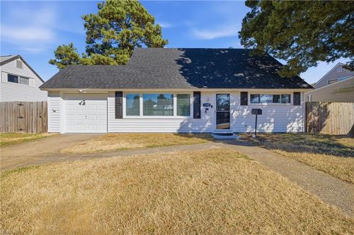 1728 S Lakeland Drive, Norfolk, VA, 23518 | Card Image