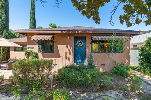 2021 Vine St, Paso Robles, CA, 93446-1549 | Card Image