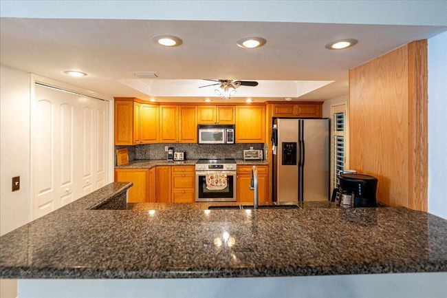 APT-323 - 4100 Highway A1a, Condo with 3 bedrooms, 3 bathrooms and null parking in Hutchinson Island FL | Image 9