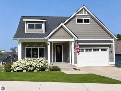 6-13944 S Winding Trl, Traverse City, MI, 49684-6207 | Card Image
