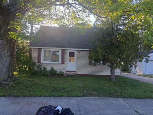 1381 Madison St, Muskegon, MI, 49442-5250 | Card Image