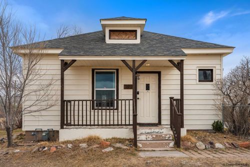 3537 Pierce Ave, Cheyenne, WY, 82001-2136 | Card Image