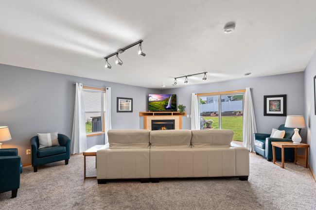 301 Melissa Lane, Home with 3 bedrooms, 3 bathrooms and null parking in Cottage Grove WI | Image 48