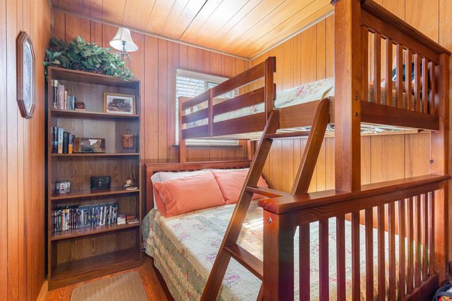 #2 Bedroom with Bunkbed | Image 14