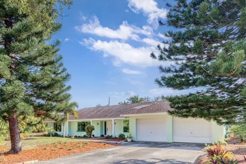 313 Country Club Drive, Tequesta, FL, 33469 | Card Image