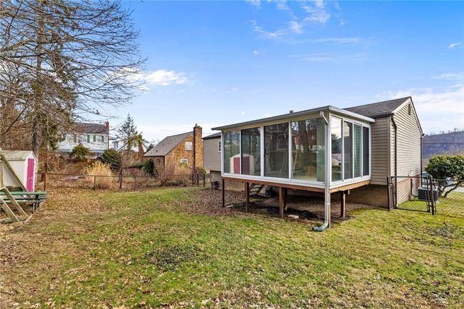 461 Willow St, House other with 3 bedrooms, 3 bathrooms and 2 parking in Springdale PA | Image 26