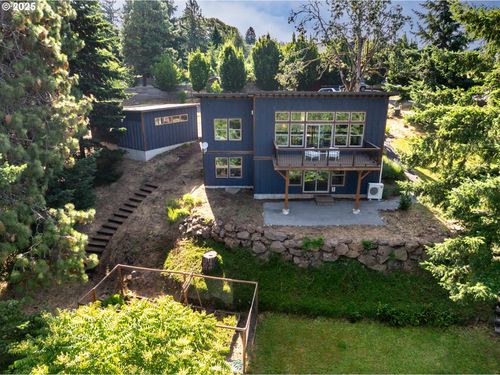 1120 Rodeo Dr, White Salmon, WA, 98672-8977 | Card Image