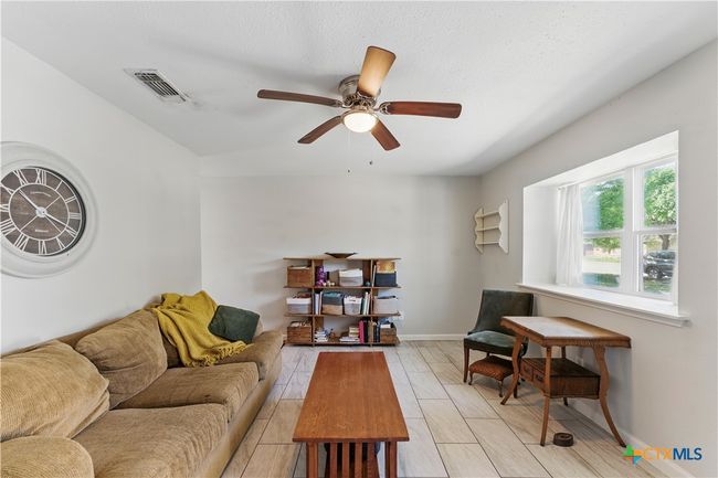 226 Gruene Rd, House other with 3 bedrooms, 2 bathrooms and null parking in New Braunfels TX | Image 10