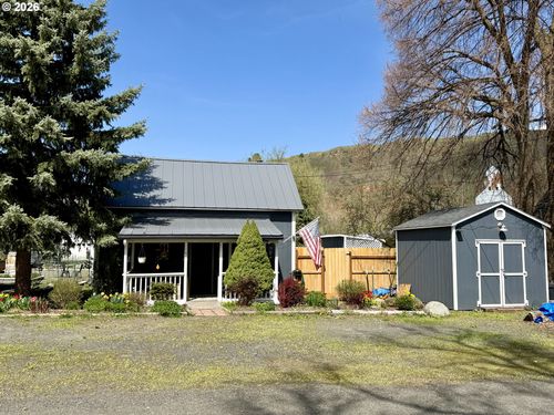103 W 4th St, Wallowa, OR, 97885 | Card Image