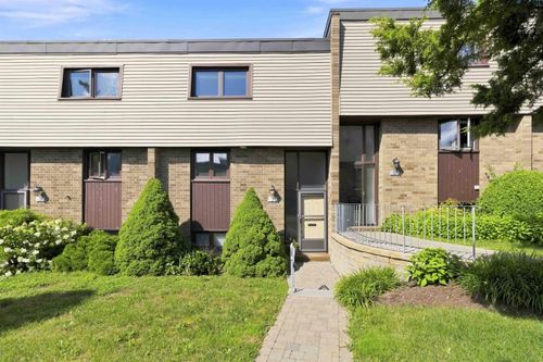 7 Forestside Cres, Halifax, NS, B3M1M5 | Card Image