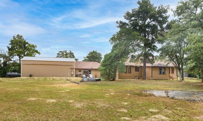 225 Lockwood Rd, House other with 3 bedrooms, 2 bathrooms and 4 parking in Red Rock TX | Image 6