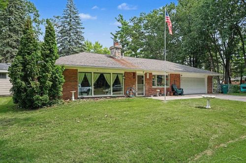 403 Apple Blossom Ave, Prudenville, MI, 48651-2512 | Card Image