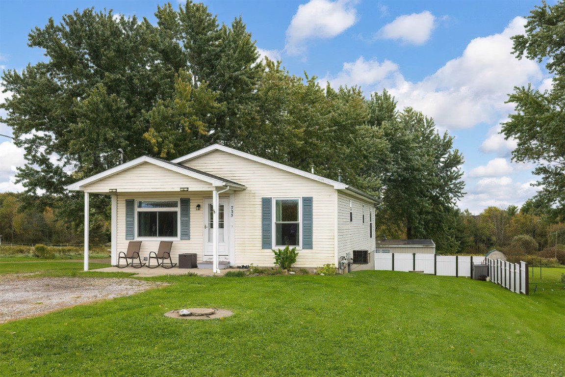 Zwilling Rd, Erie, PA 16509