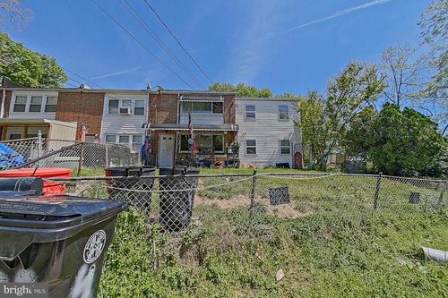 401 Burbank Ct, BALTIMORE, MD, 21227-4705 | Card Image