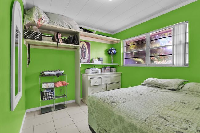 324 Davis Rd, House other with 5 bedrooms, 2 bathrooms and null parking in Palm Springs FL | Image 28