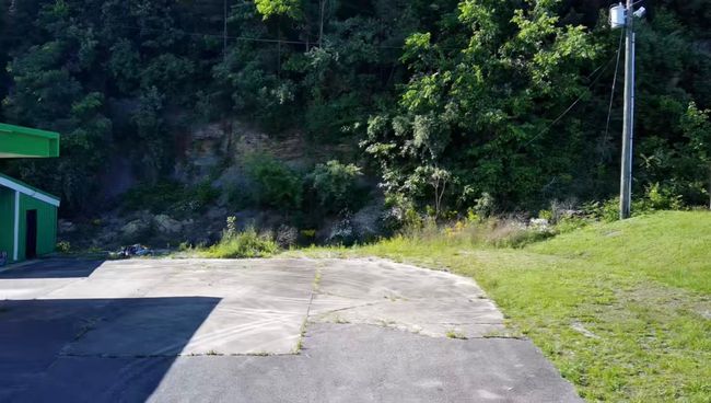 3085 Highway 2565, Home with 0 bedrooms, 2 bathrooms and null parking in Louisa KY | Image 6