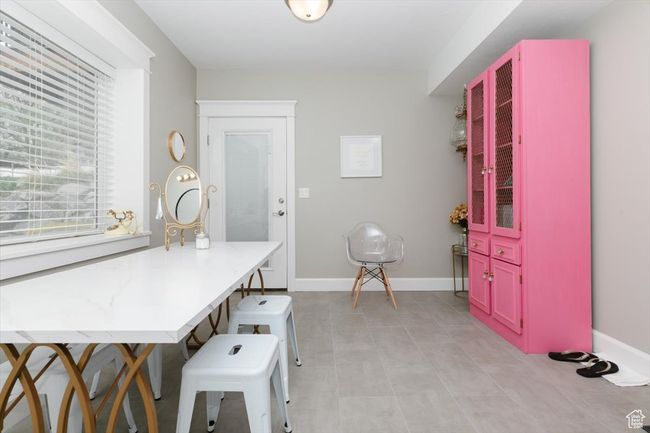Home office with baseboards | Image 52