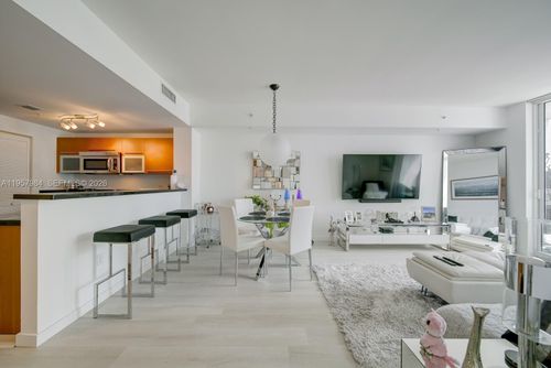 apt-2309-244 Biscayne Blvd, Miami, FL, 33132-2333 | Card Image