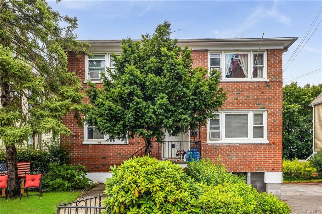 Oak Ave, Tuckahoe, NY 10707
