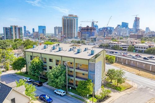 305-807 E 14th St, Austin, TX, 78702-1007 | Card Image