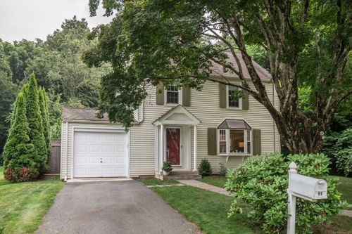 51 Wells Rd, West Hartford, CT, 06107-1634 | Card Image