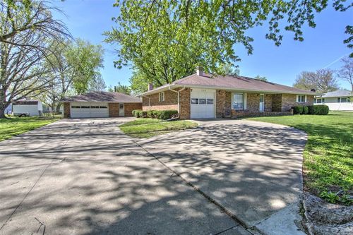 113 E Bower Street, Oreana, IL, 62554 | Card Image