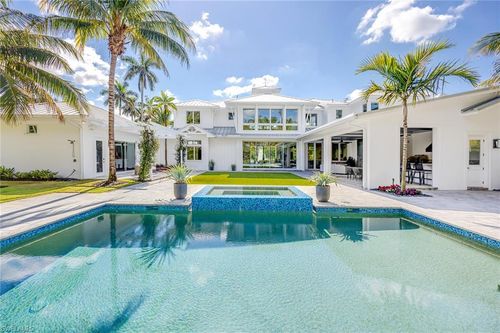 175 Center St, NAPLES, FL, 34108-2917 | Card Image