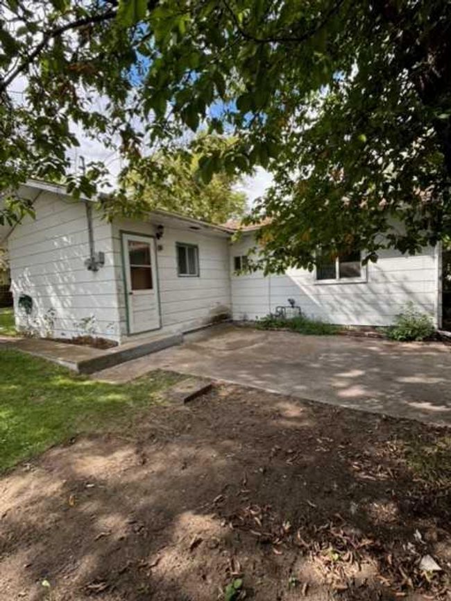 5018 49 St, House other with 2 bedrooms, 1 bathrooms and 2 parking in Sedgewick AB | Image 7