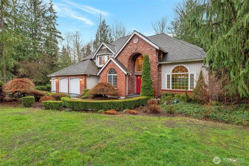 9611 213th Avenue Ne, Redmond, WA, 98053 | Card Image