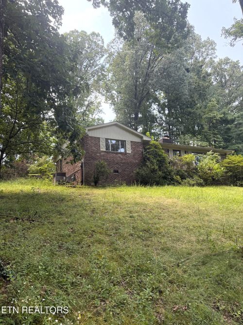 4928 Skyview Drive, Knoxville, TN, 37917 | Card Image