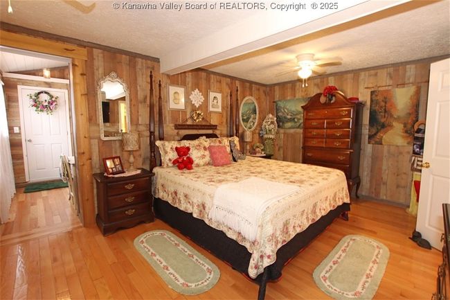 960 Grandview Rd, House other with 4 bedrooms, 3 bathrooms and null parking in Daniels WV | Image 27