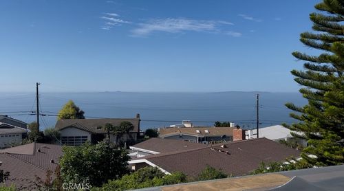 1947 Palacios Dr, San Pedro, CA, 90732-4139 | Card Image