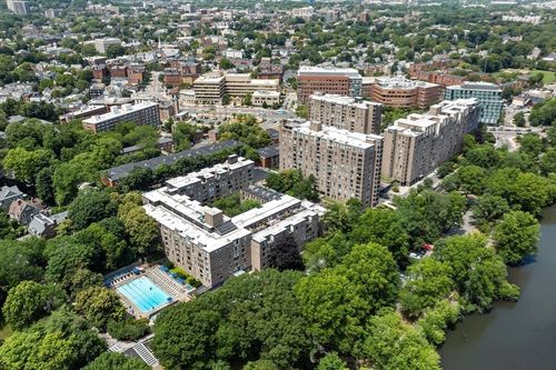 608-33 Pond Ave, Brookline, MA, 02445-7156 | Card Image