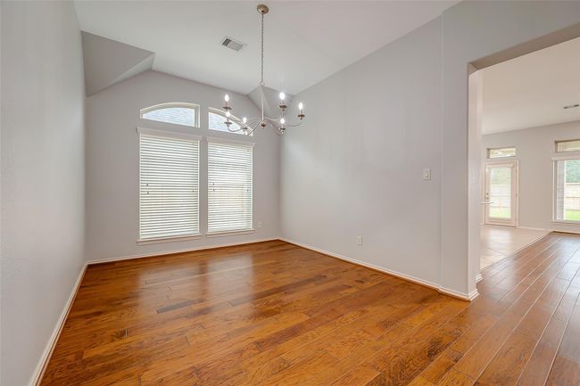 2323 Lost Bridge Ln, House other with 4 bedrooms, 3 bathrooms and 2 parking in Pearland TX | Image 9