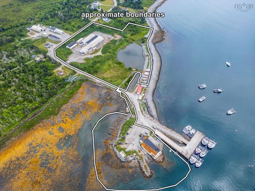 389 Abbotts Harbour Rd, Middle West Pubnico, NS, B0W3S0 | Card Image