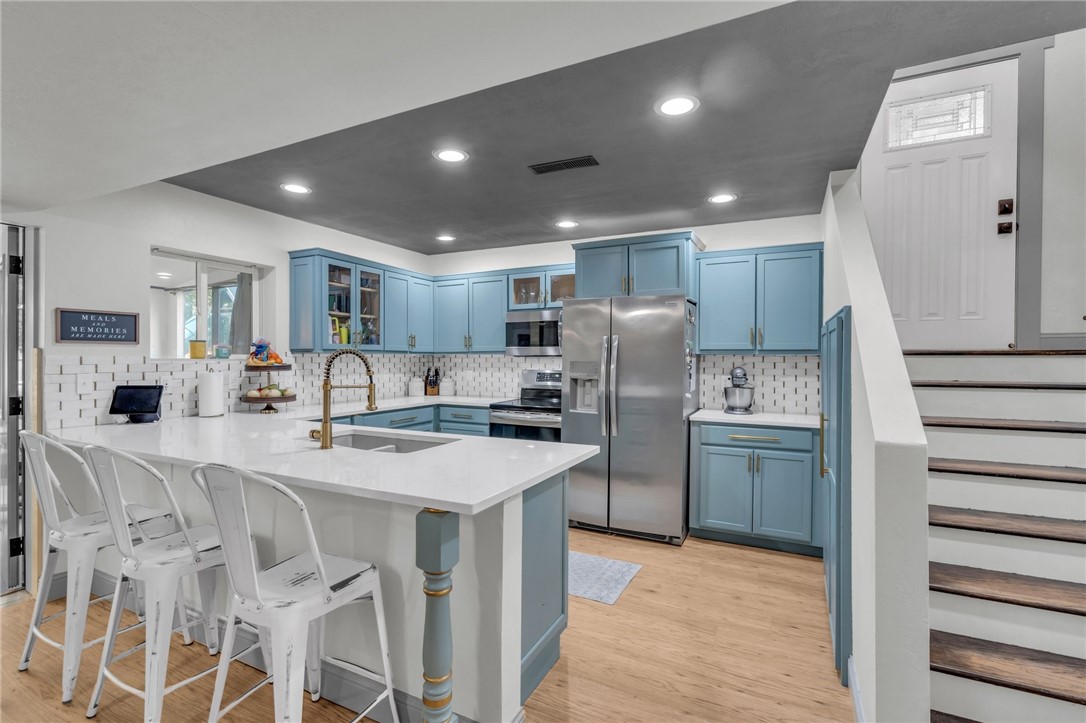 Hughes Ave, Des Moines, IA 50315