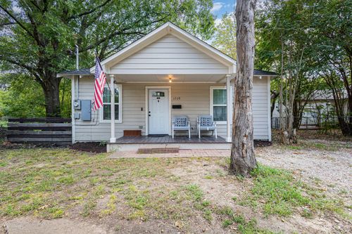 1110 N Catherine St, Terrell, TX, 75160-1804 | Card Image