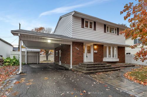 2200 Martha Ave, Ottawa, ON, K1G1K9 | Card Image