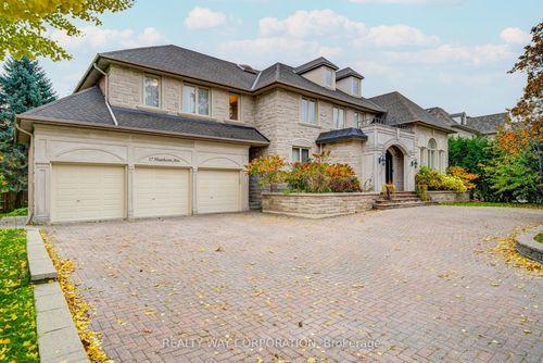 17 Heathcote Ave, North York, ON, M2L1Y6 | Card Image