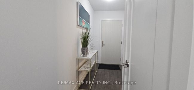 1402 - 2550 Simcoe St N, Condo with 1 bedrooms, 1 bathrooms and 1 parking in Oshawa ON | Image 10