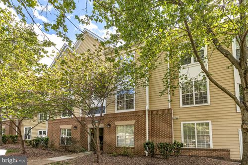 102-12909 Alton Sq, HERNDON, VA, 20170-5832 | Card Image