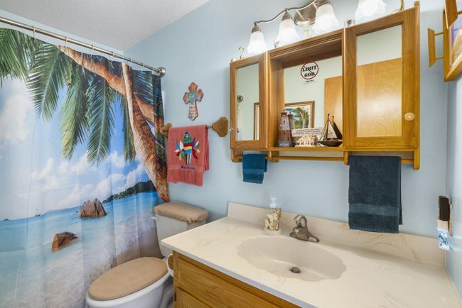 Primary Bathroom | Image 36