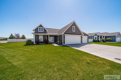 1960 Mesa Canyon Dr, Idaho Falls, ID, 83401-6518 | Card Image