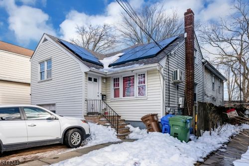 208 E Price St, Linden, NJ, 07036-3051 | Card Image