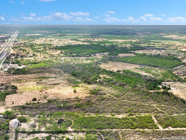 17171 Interstate 35 S, Home with 0 bedrooms, 0 bathrooms and null parking in Atascosa TX | Image 6