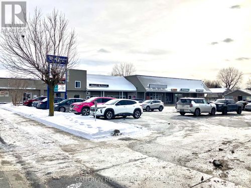 10-812 Pitt St, Cornwall, ON, K6J5R6 | Card Image